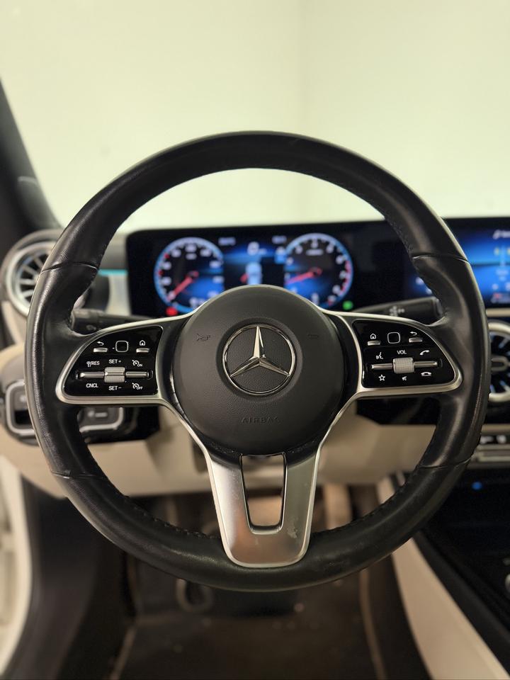 2023 Mercedes-Benz CLA-Class CLA 250 | CARPLAY | LEATHER INTERIOR Photo