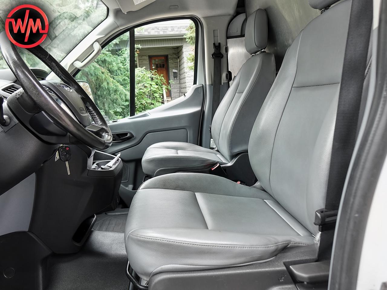 2019 Ford Transit 250 148" LOW ROOF*ROOF RACK*NAVI*REVCAM*LEATHER Photo
