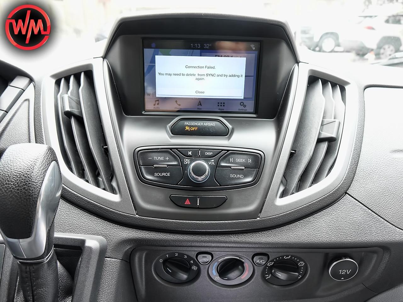 2019 Ford Transit 250 148" LOW ROOF*ROOF RACK*NAVI*REVCAM*LEATHER Photo