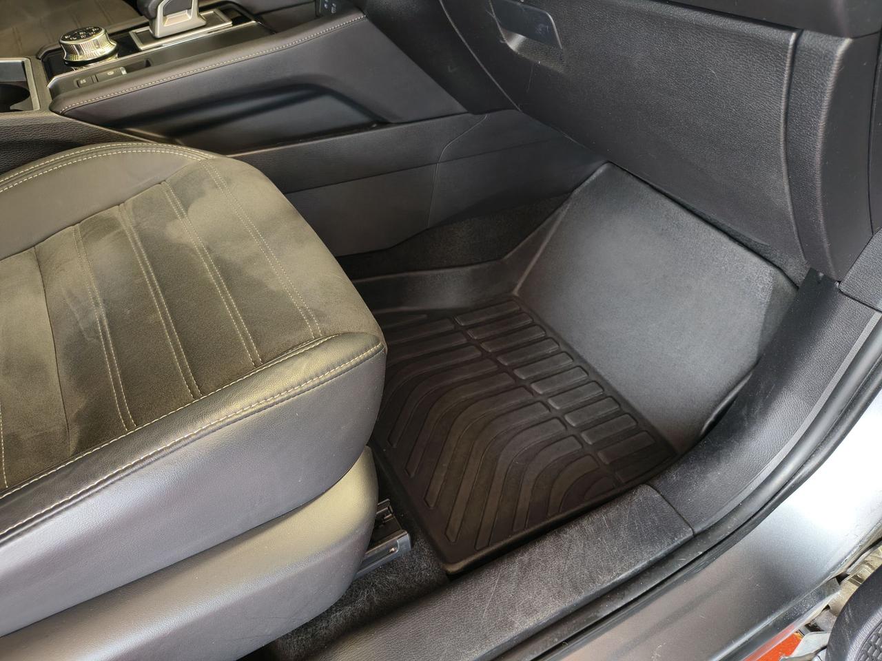 2023 Mitsubishi Outlander SE Photo