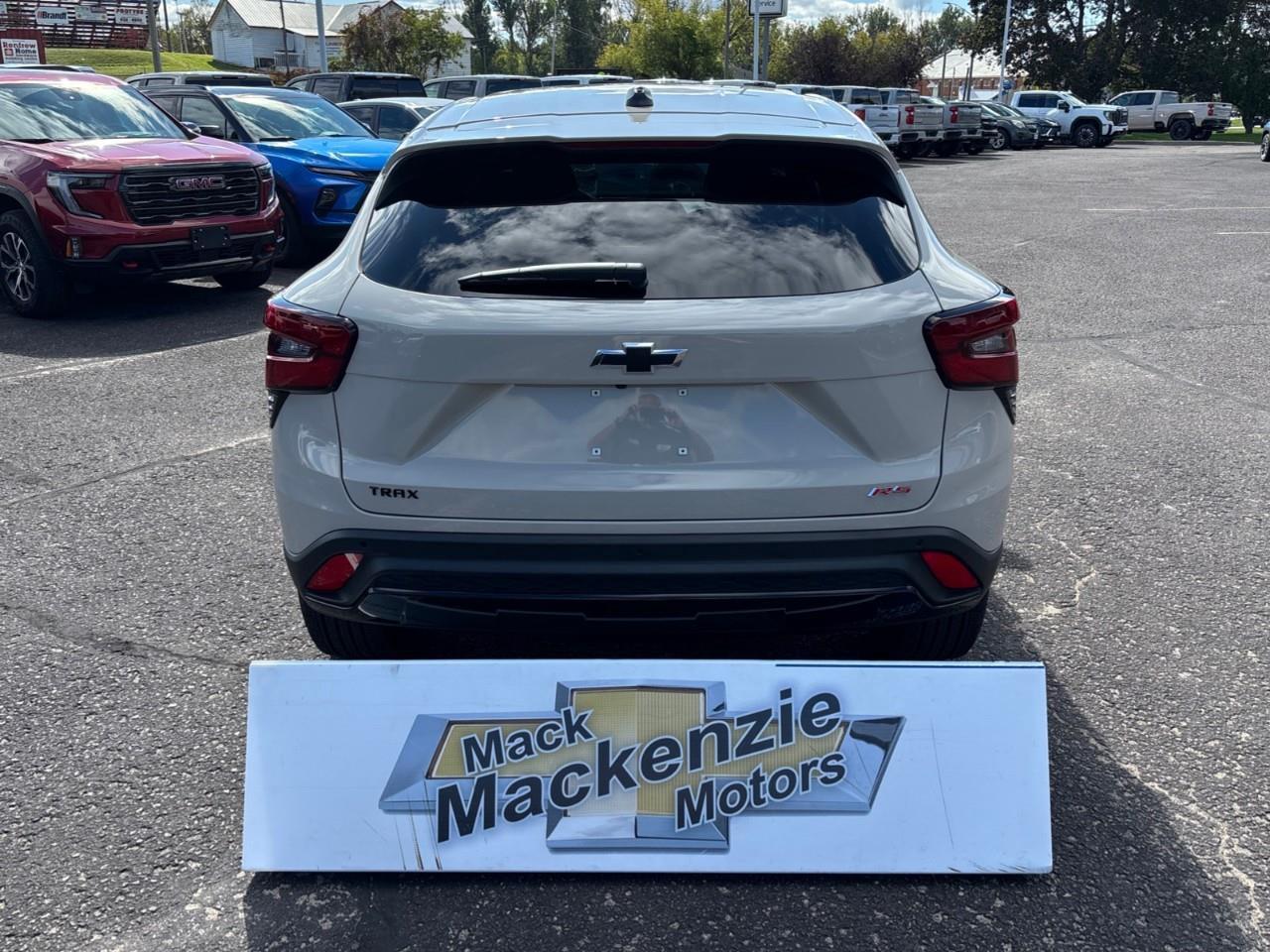 2026 Chevrolet Trax 1RS New Sporty 5 Passenger FWD SUV with Heated Front Seats, Heated Steering Wheel and a 8 Touchscreen Radio with Wireless Apple CarPlay and Wireless Android Auto Photo