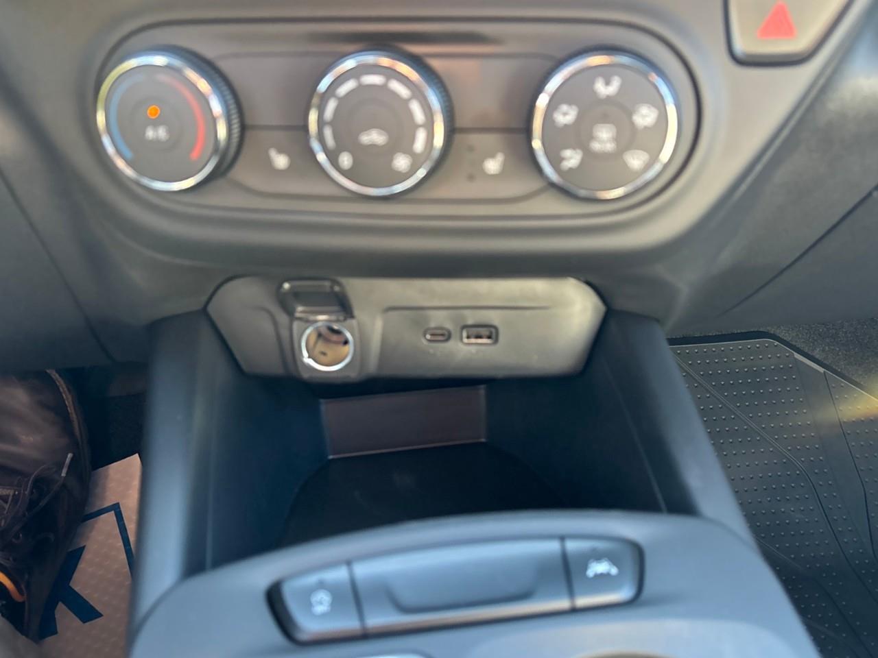 2026 Chevrolet Trax 1RS New Sporty 5 Passenger FWD SUV with Heated Front Seats, Heated Steering Wheel and a 8 Touchscreen Radio with Wireless Apple CarPlay and Wireless Android Auto Photo