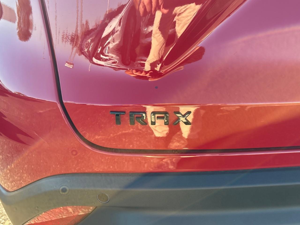 2026 Chevrolet Trax 1RS New Sporty 5 Passenger FWD SUV with a Power Sunroof, Heated Front Seats, Heated Steering Wheel and a 8 Touchscreen Radio with Wireless Apple CarPlay and Wireless Android Auto Photo