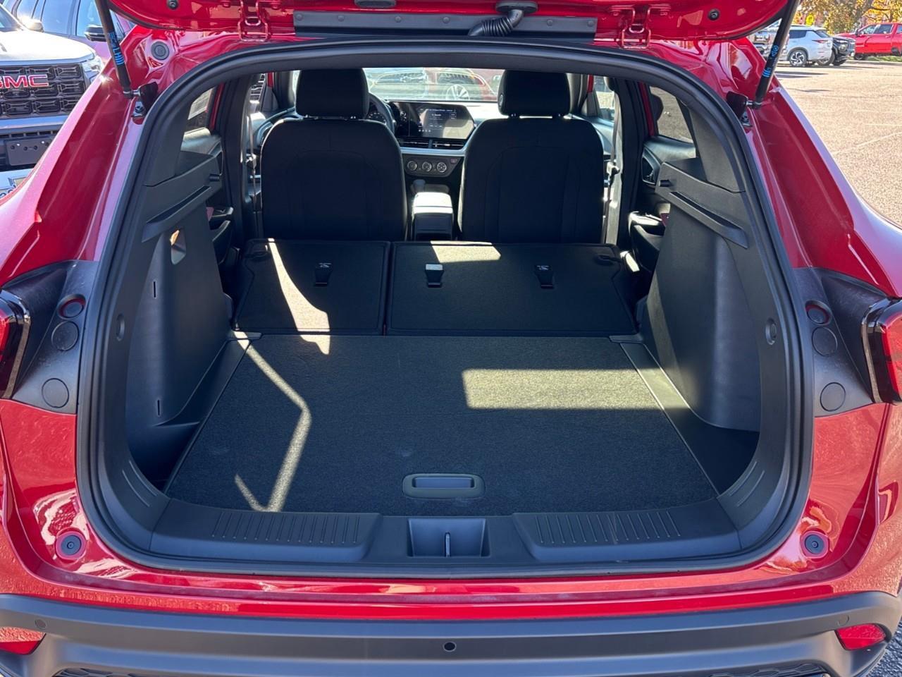 2026 Chevrolet Trax 1RS New Sporty 5 Passenger FWD SUV with a Power Sunroof, Heated Front Seats, Heated Steering Wheel and a 8 Touchscreen Radio with Wireless Apple CarPlay and Wireless Android Auto Photo