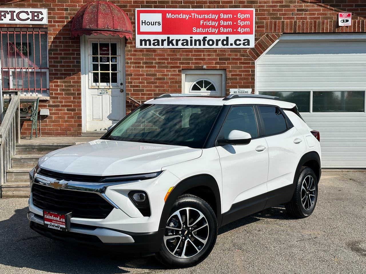 Used 2024 Chevrolet TrailBlazer LT AWD HTD-Cloth PanoRoof CarPlay FM/XM BackupCam for sale in Bowmanville, ON