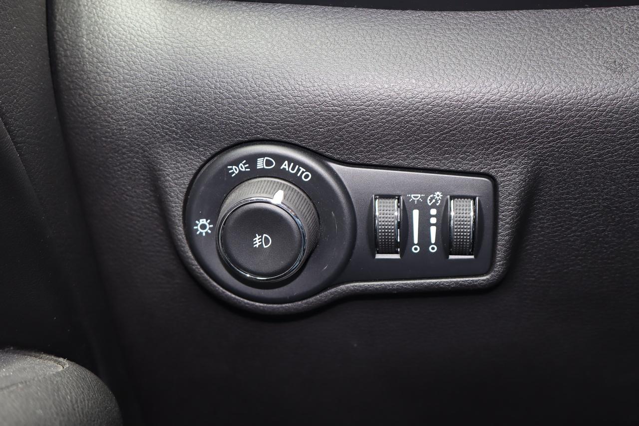 1786049336702