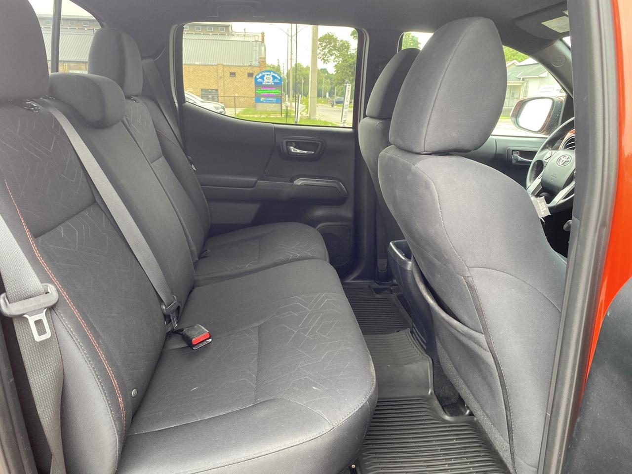 2017 Toyota Tacoma SR5 Double Cab Super Long Bed V6 6AT 4WD - Photo #8