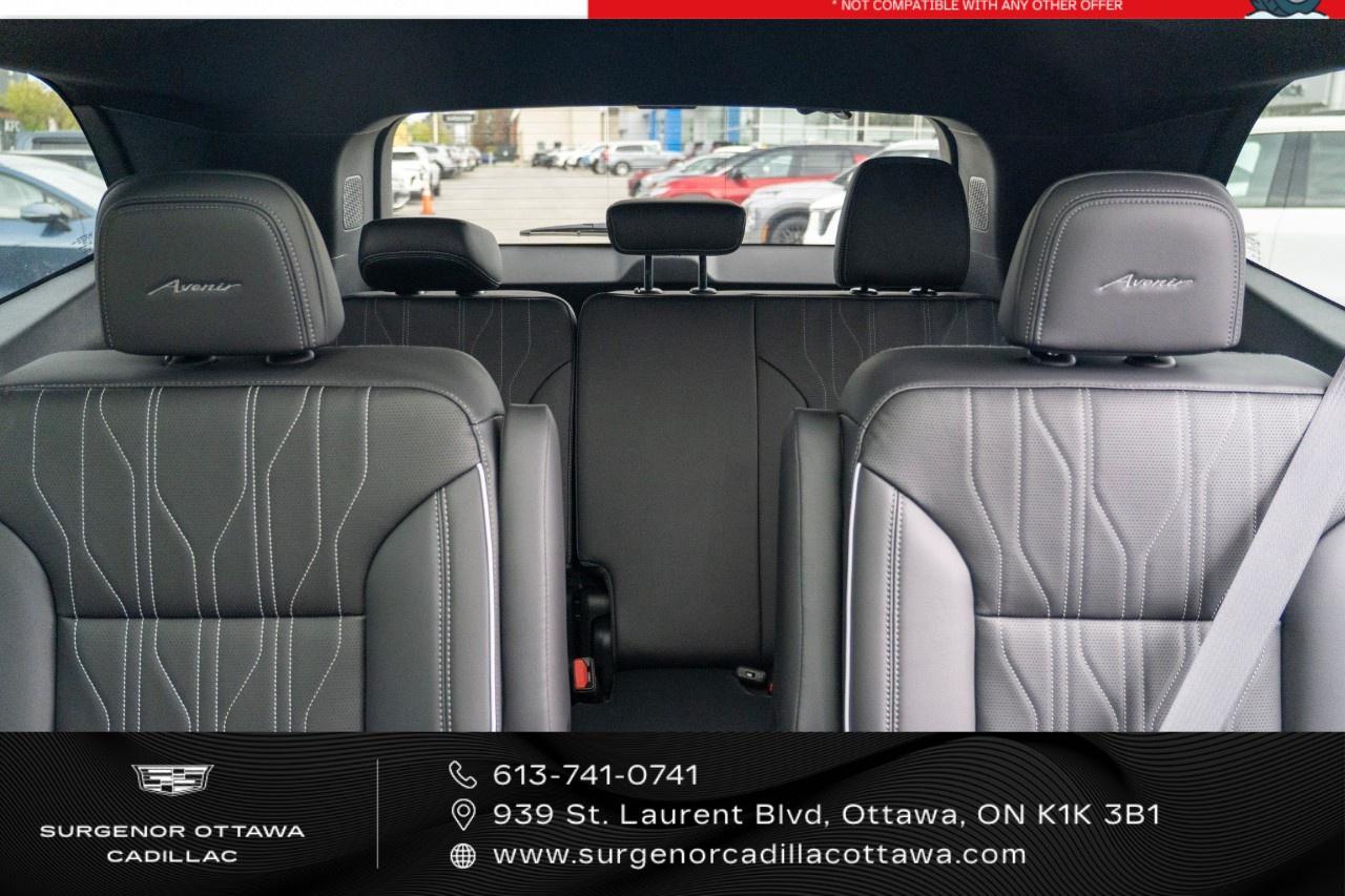 2027 Buick Enclave AWD 4dr Avenir Photo
