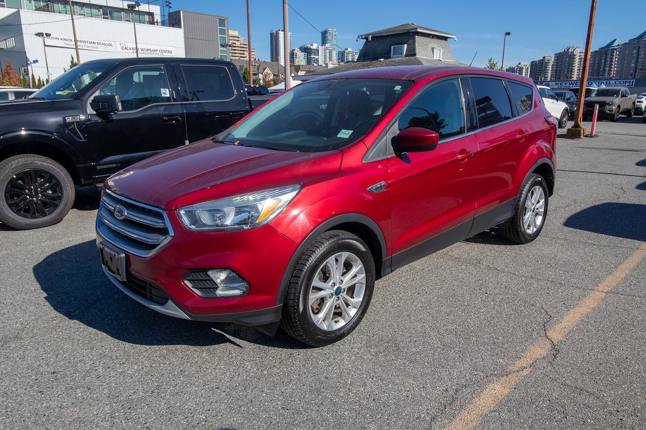 2017 Ford Escape SE AWD Photo1