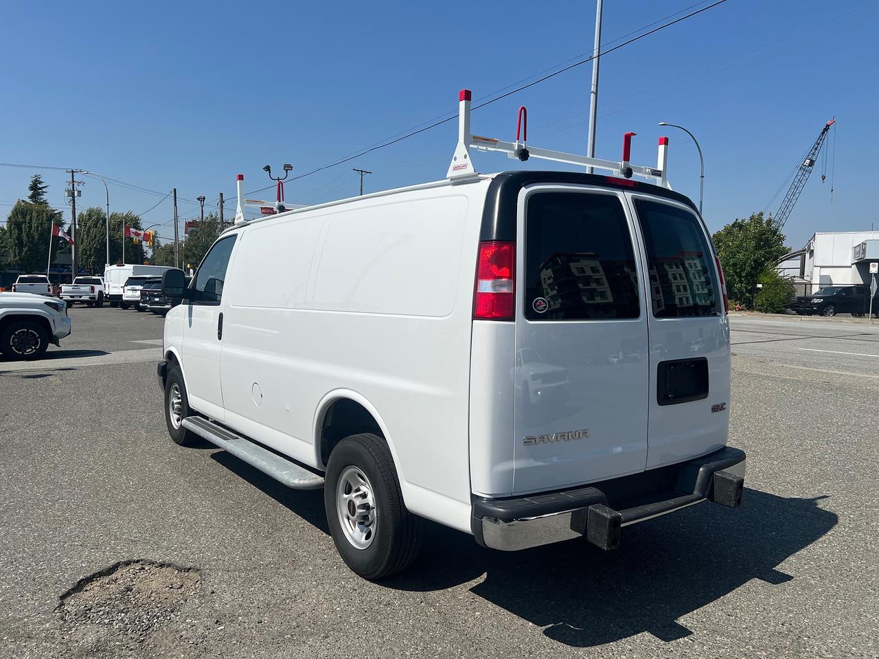 2023 GMC Savana Cargo Van  Photo