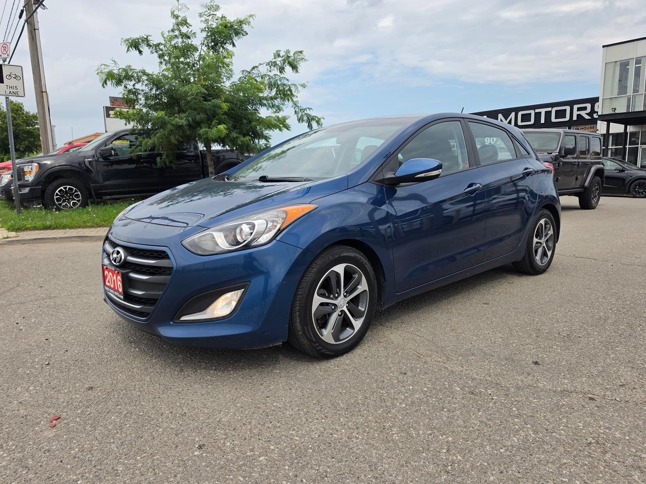 2016 Hyundai Elantra GT GLS - Photo #1