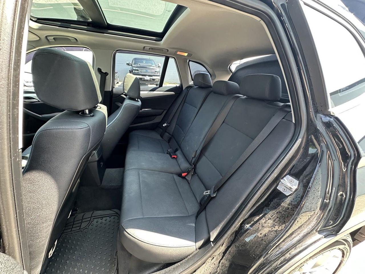 2013 BMW X1 xDrive28i Clean title, Accident Free, AWD Photo