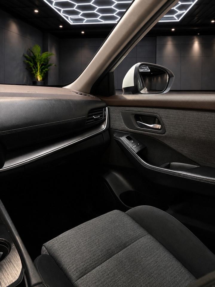 2023 Nissan Rogue PREMIUM SV AWD Photo