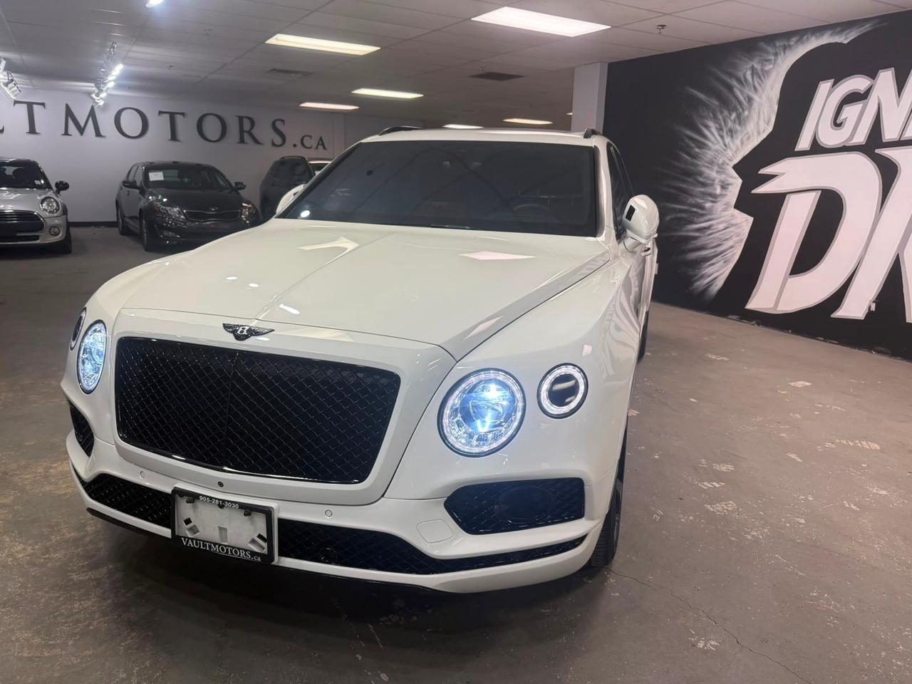 2019 Bentley Bentayga V8 AWD Photo0