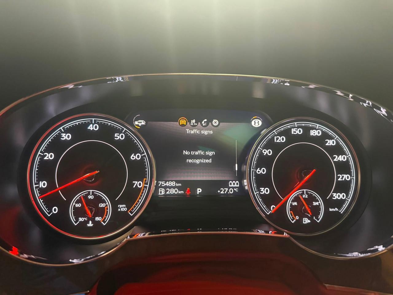 2019 Bentley Bentayga V8 AWD Photo