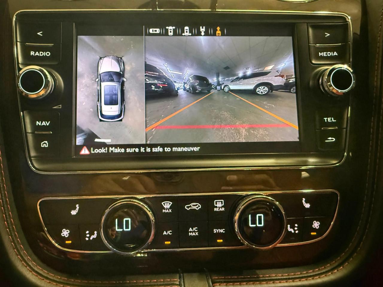 2019 Bentley Bentayga V8 AWD Photo
