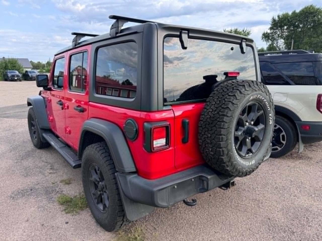2021 Jeep Wrangler Unlimited Willys Photo5