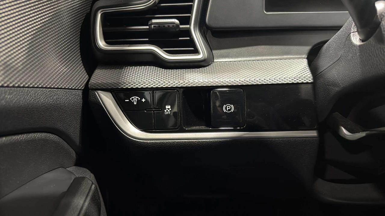 2023 Kia Sportage LX | CLEAN CARFAX | CARPLAY | FWD | HEATED SEATS Photo