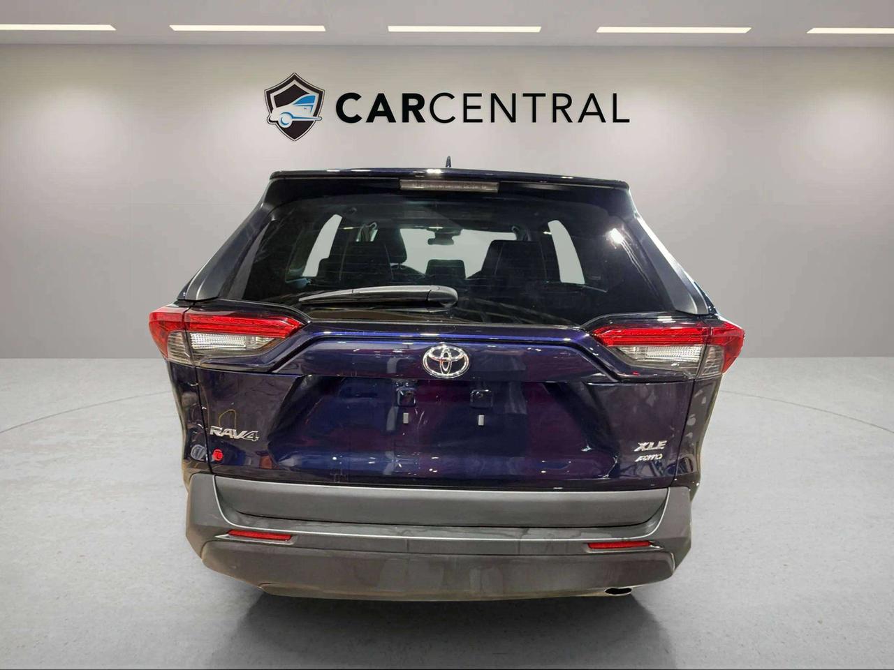 2022 Toyota RAV4 XLE | CLEAN CARFAX |1 OWNER | SUNROOF |CARPLAY Photo