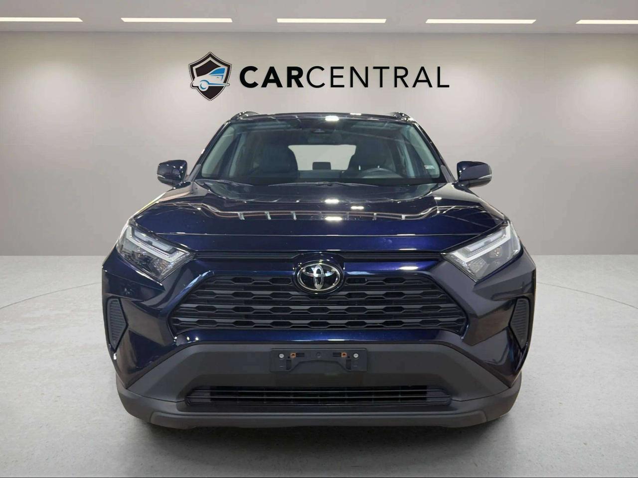 2022 Toyota RAV4 XLE | CLEAN CARFAX |1 OWNER | SUNROOF |CARPLAY Photo