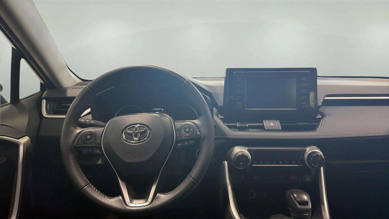 2022 Toyota RAV4 XLE | CLEAN CARFAX |1 OWNER | SUNROOF |CARPLAY Photo