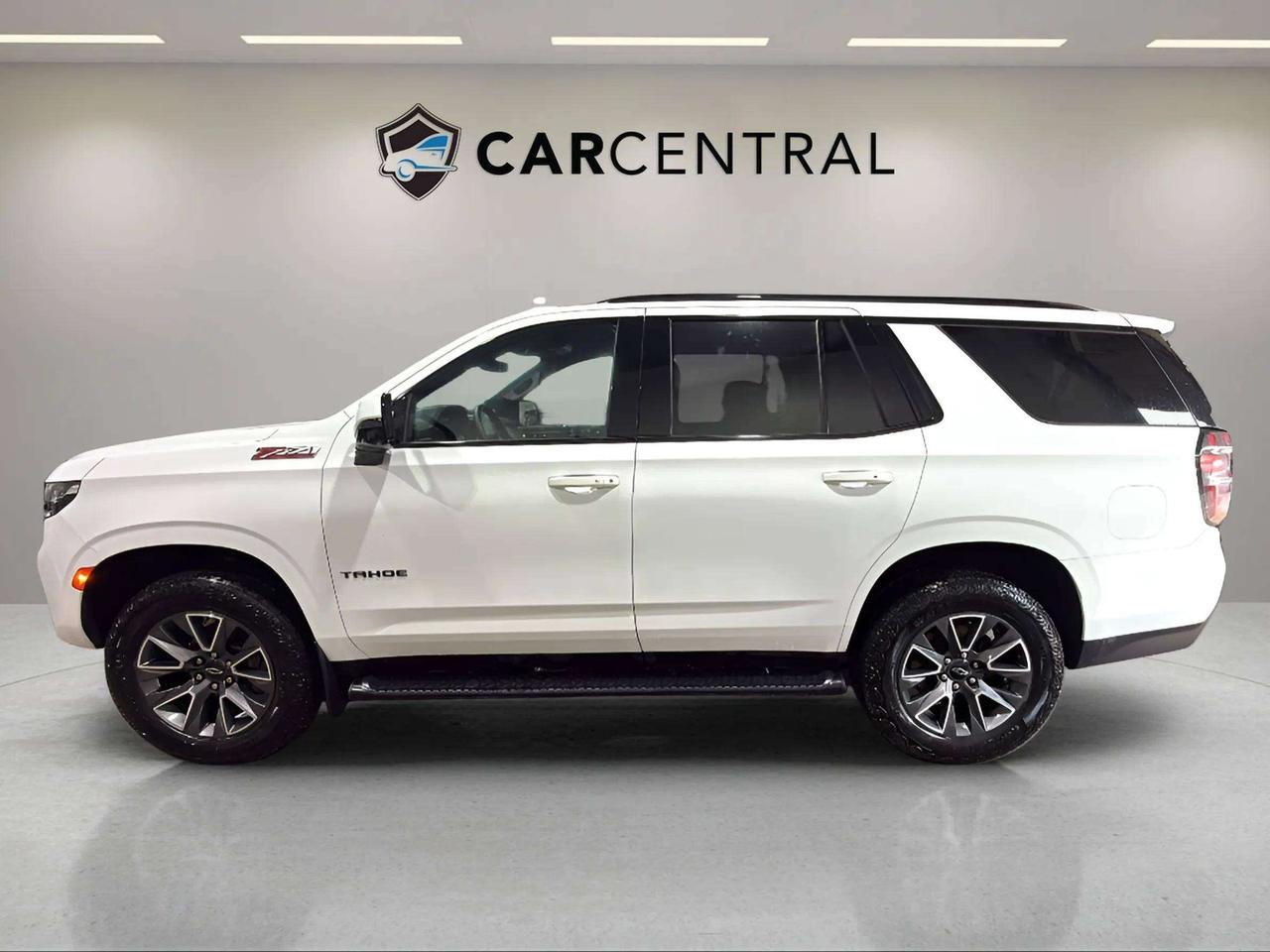 2024 Chevrolet Tahoe Z71 | CLEAN CARFAX | CARPLAY | LOW KMS | LUXURY PK Photo1