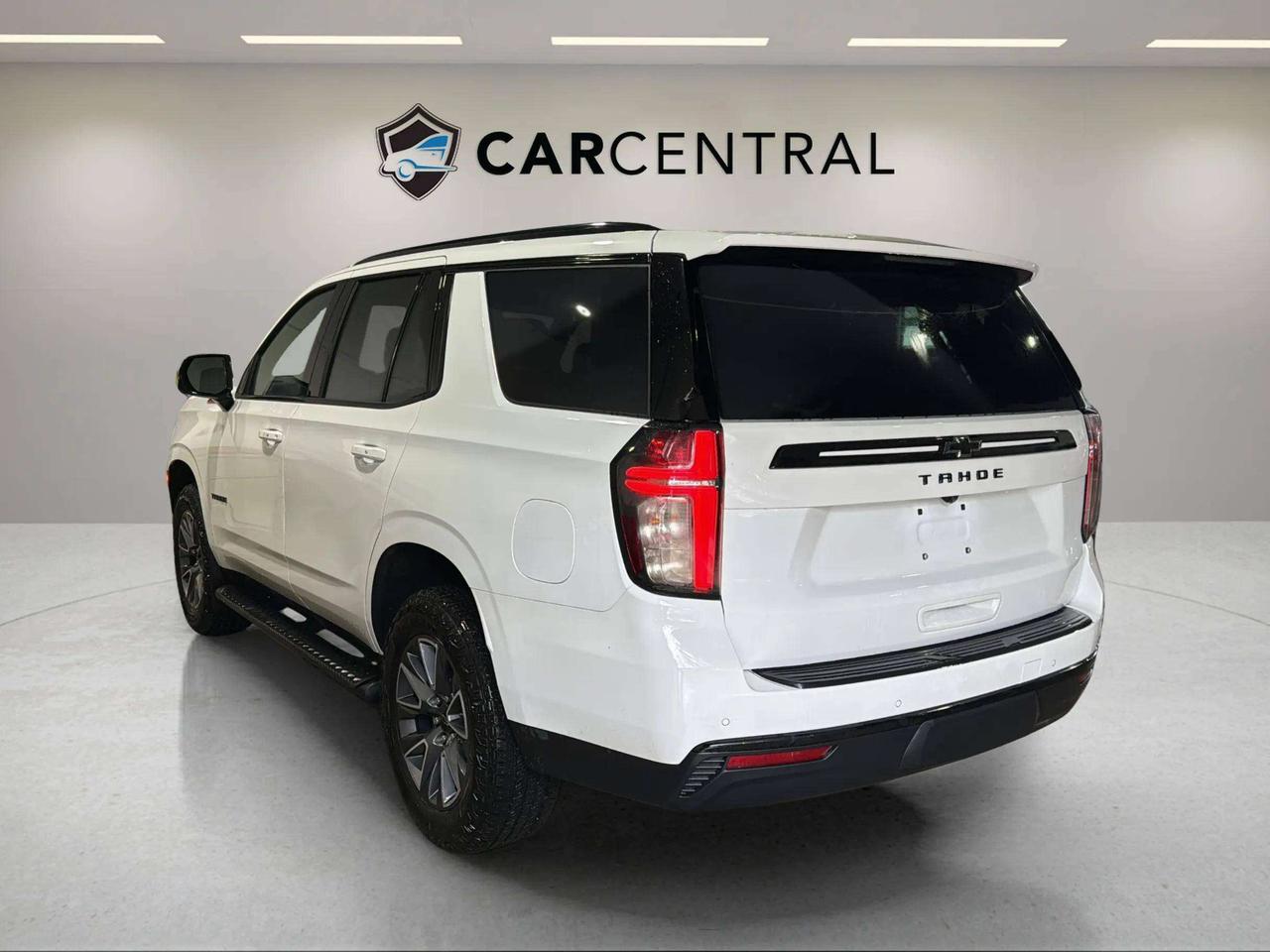 2024 Chevrolet Tahoe Z71 | CLEAN CARFAX | CARPLAY | LOW KMS | LUXURY PK Photo