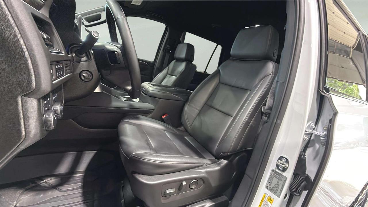 2024 Chevrolet Tahoe Z71 | CLEAN CARFAX | CARPLAY | LOW KMS | LUXURY PK Photo