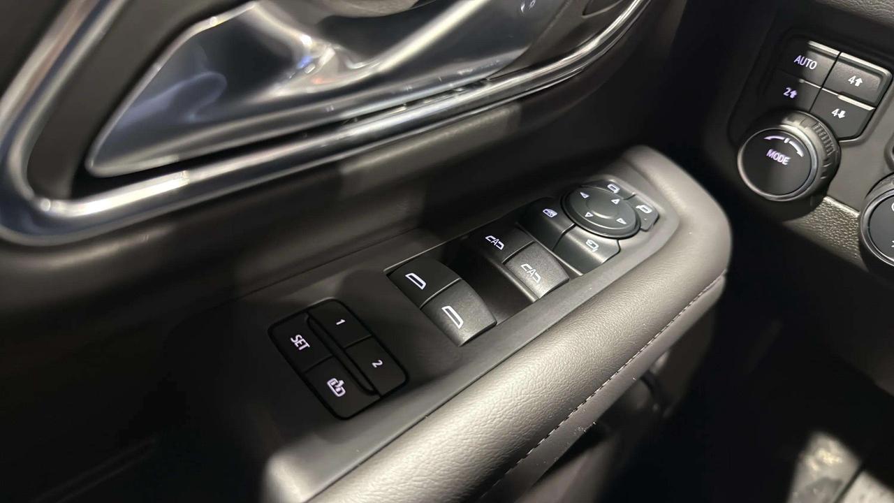 2024 Chevrolet Tahoe Z71 | CLEAN CARFAX | CARPLAY | LOW KMS | LUXURY PK Photo