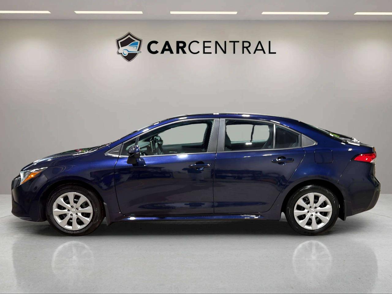 2021 Toyota Corolla LE | LOW KMS | CARPLAY | ADAP CRUISE | BACKUP CAM Photo