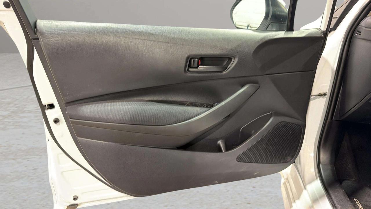 2022 Toyota Corolla LE | CLEAN CARFAX | CARPLAY | ADAP CRUISE | Photo