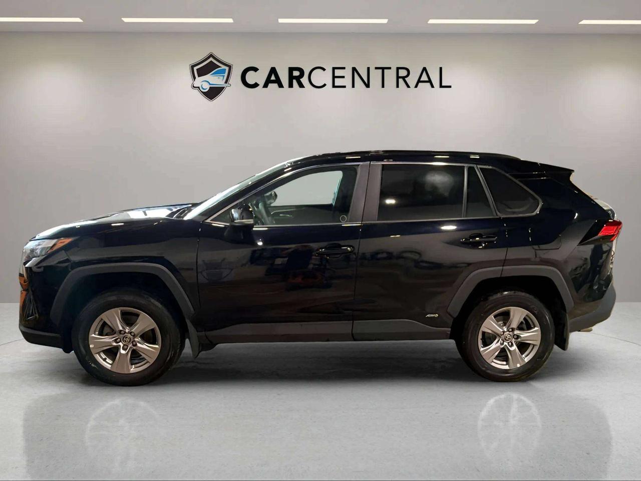 2023 Toyota RAV4 HYBRID XLE  | SUNROOF | PWR LIFTGATE | PUSH START Photo5