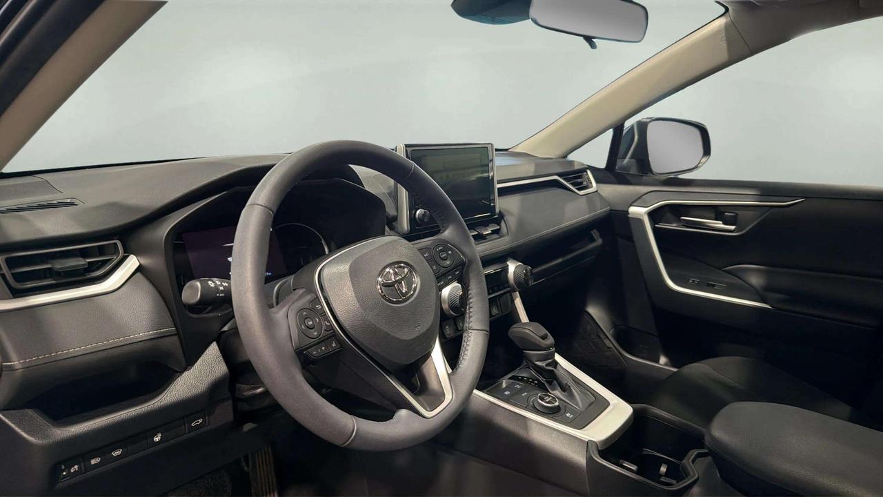 2023 Toyota RAV4 HYBRID XLE  | SUNROOF | PWR LIFTGATE | PUSH START Photo