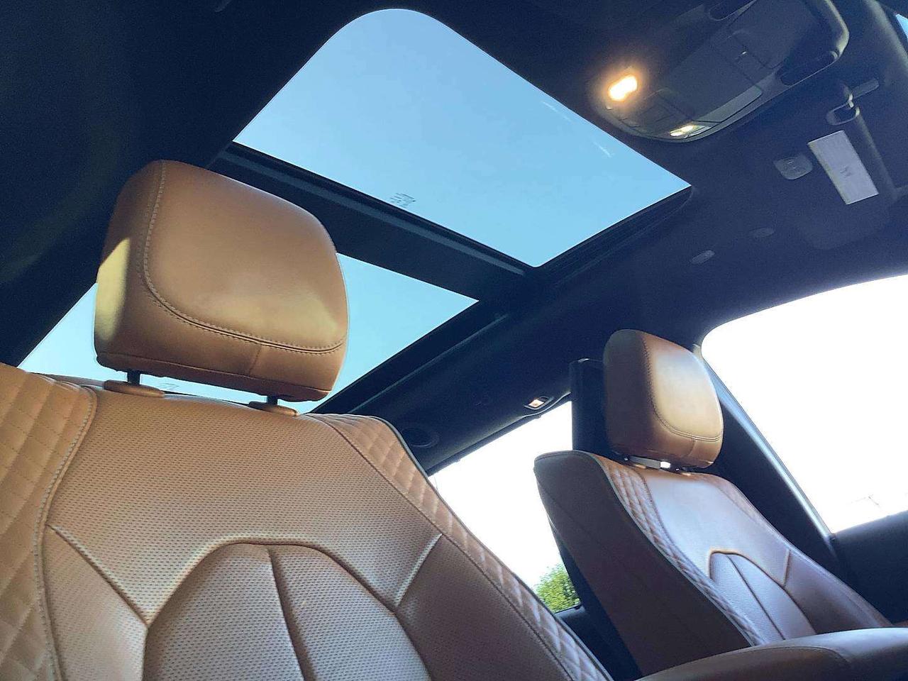 2023 Chrysler Pacifica Pinnacle Hybrid | Vented Leather | Panoroof | FWD Photo