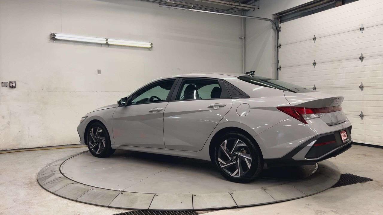 2025 Hyundai Elantra PREFERRED | TECH PACKAGE | SUNROOF | CARPLAY Photo