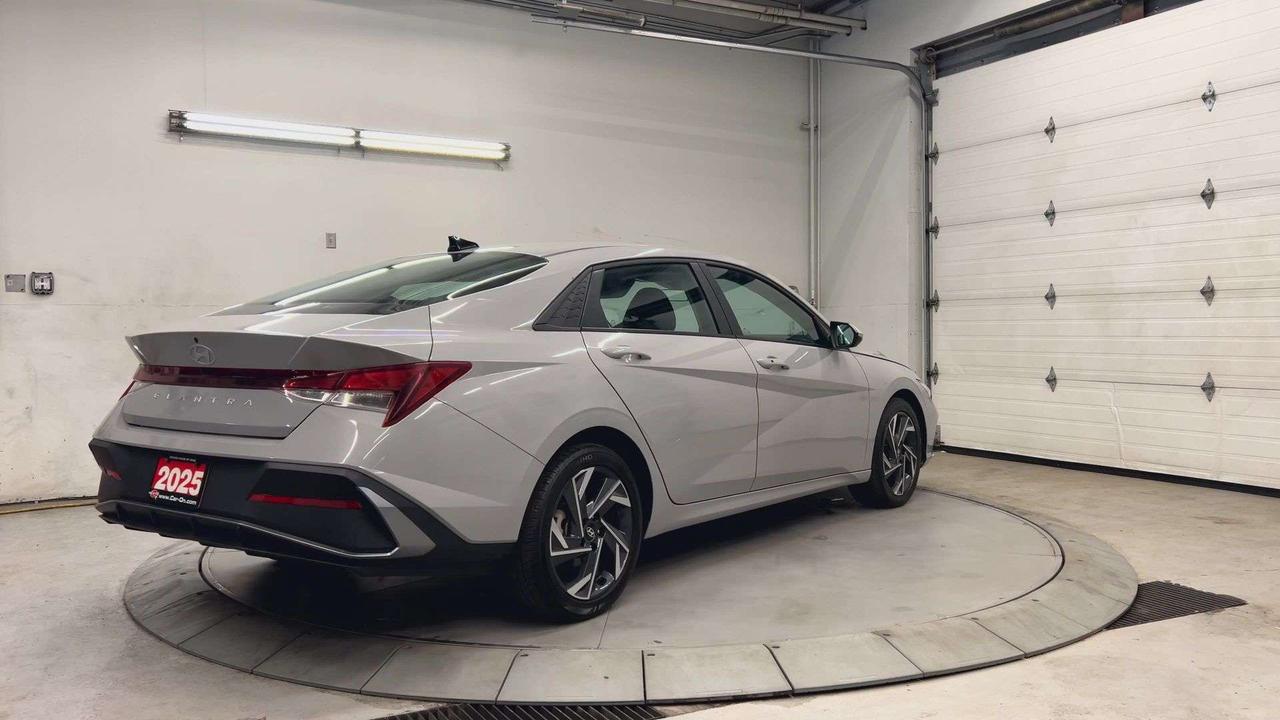 2025 Hyundai Elantra PREFERRED | TECH PACKAGE | SUNROOF | CARPLAY Photo
