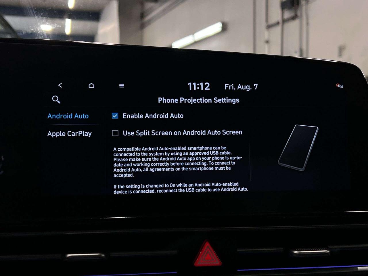 2025 Hyundai Elantra PREFERRED | TECH PACKAGE | SUNROOF | CARPLAY Photo