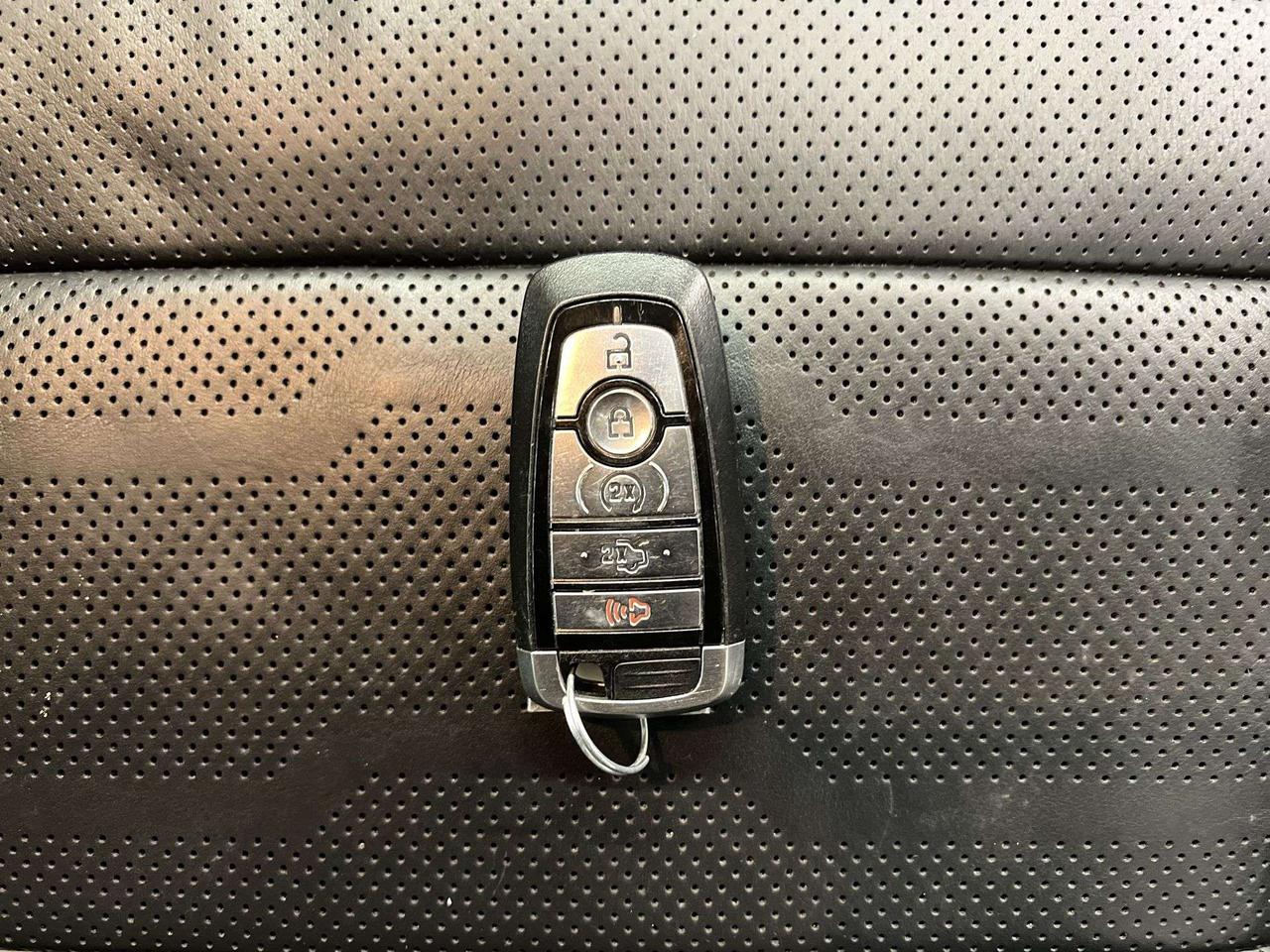 2019 Ford Mustang PREMIUM | 310HP |HTD LEATHER | CARPLAY | NAV Photo