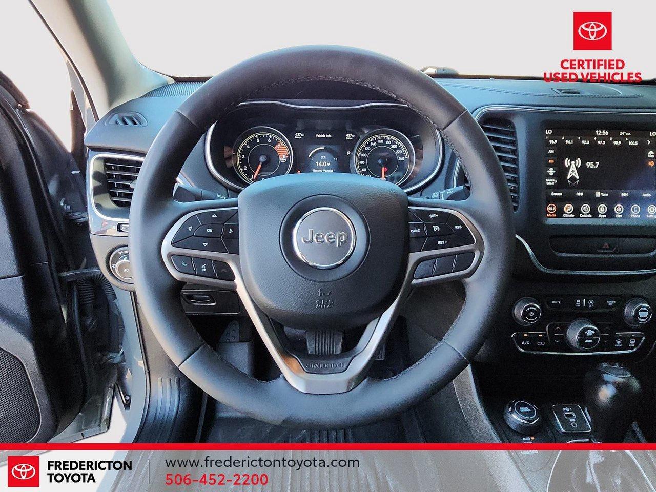 2022 Jeep Cherokee Altitude Photo