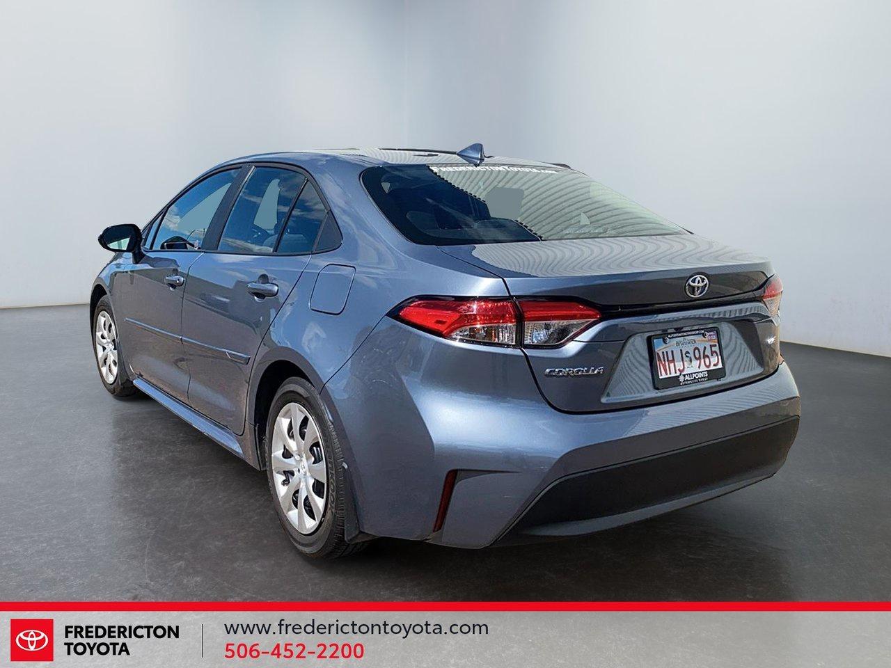 2025 Toyota Corolla LE Photo