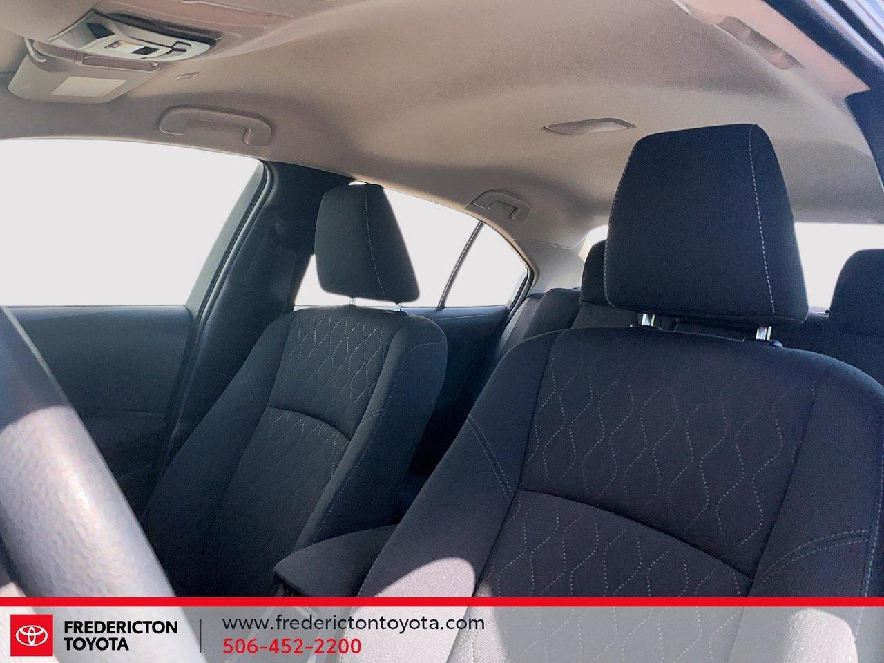 2025 Toyota Corolla LE Photo