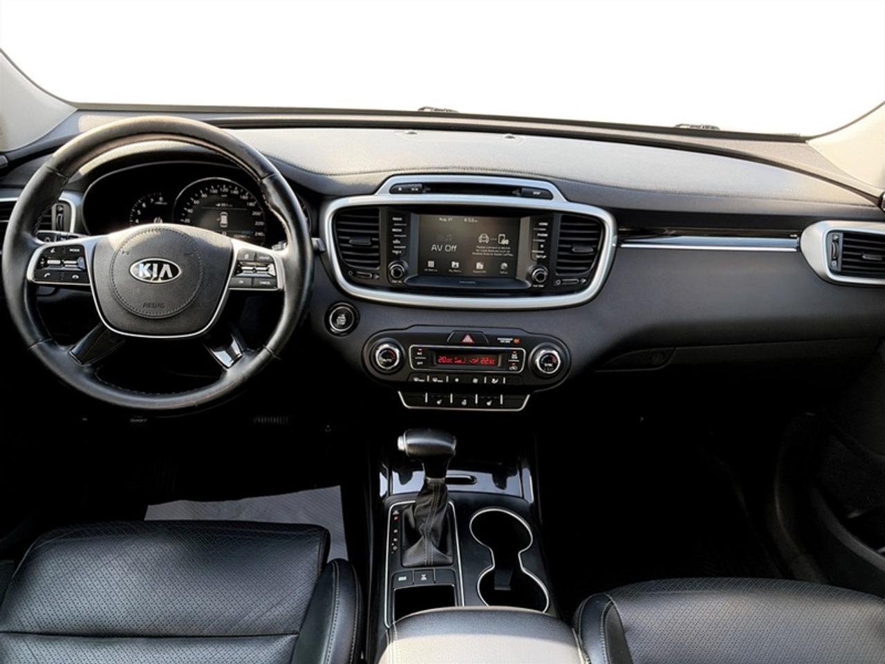2019 Kia Sorento EX  **CLEAN CARFAX - V6 ENGINE** Photo