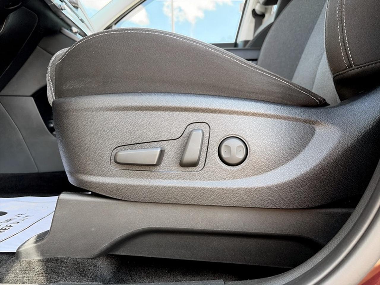 2021 Hyundai PALISADE Preferred  *SUNROOF - 8 PASSENGER* Photo