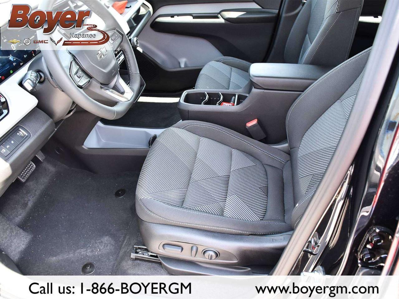 2027 Chevrolet Bolt FWD 4dr LT Photo