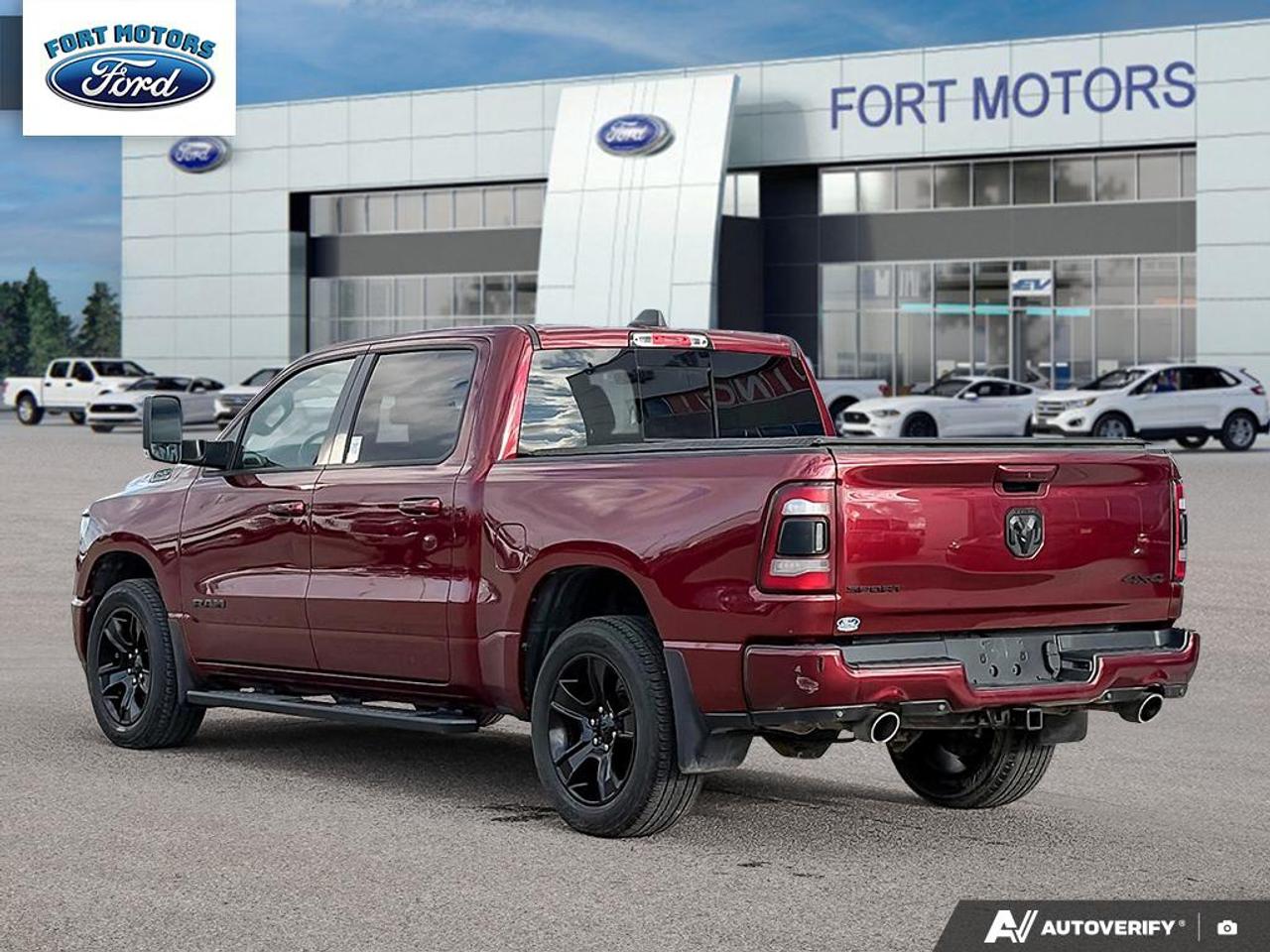 2022 RAM 1500 SPORT Photo4