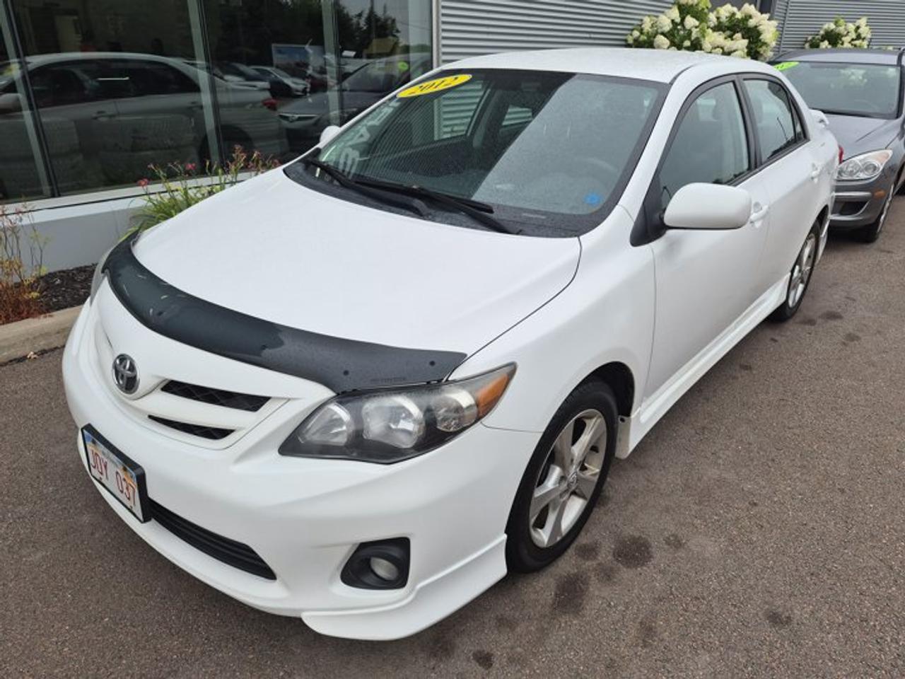 Compact, 4dr Sdn Auto S, 4-Speed Automatic, Gas I4 1.8L/110