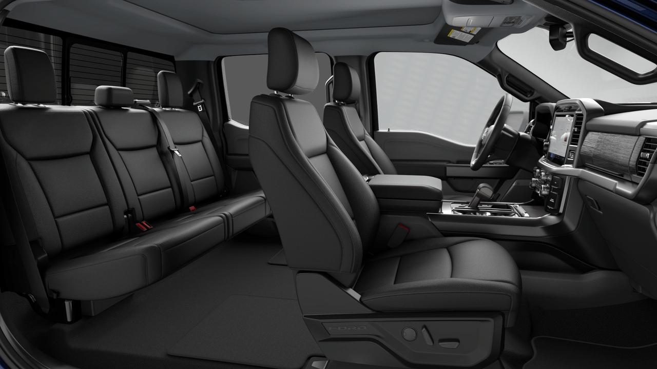 2026 Ford F-150 XLT Photo3