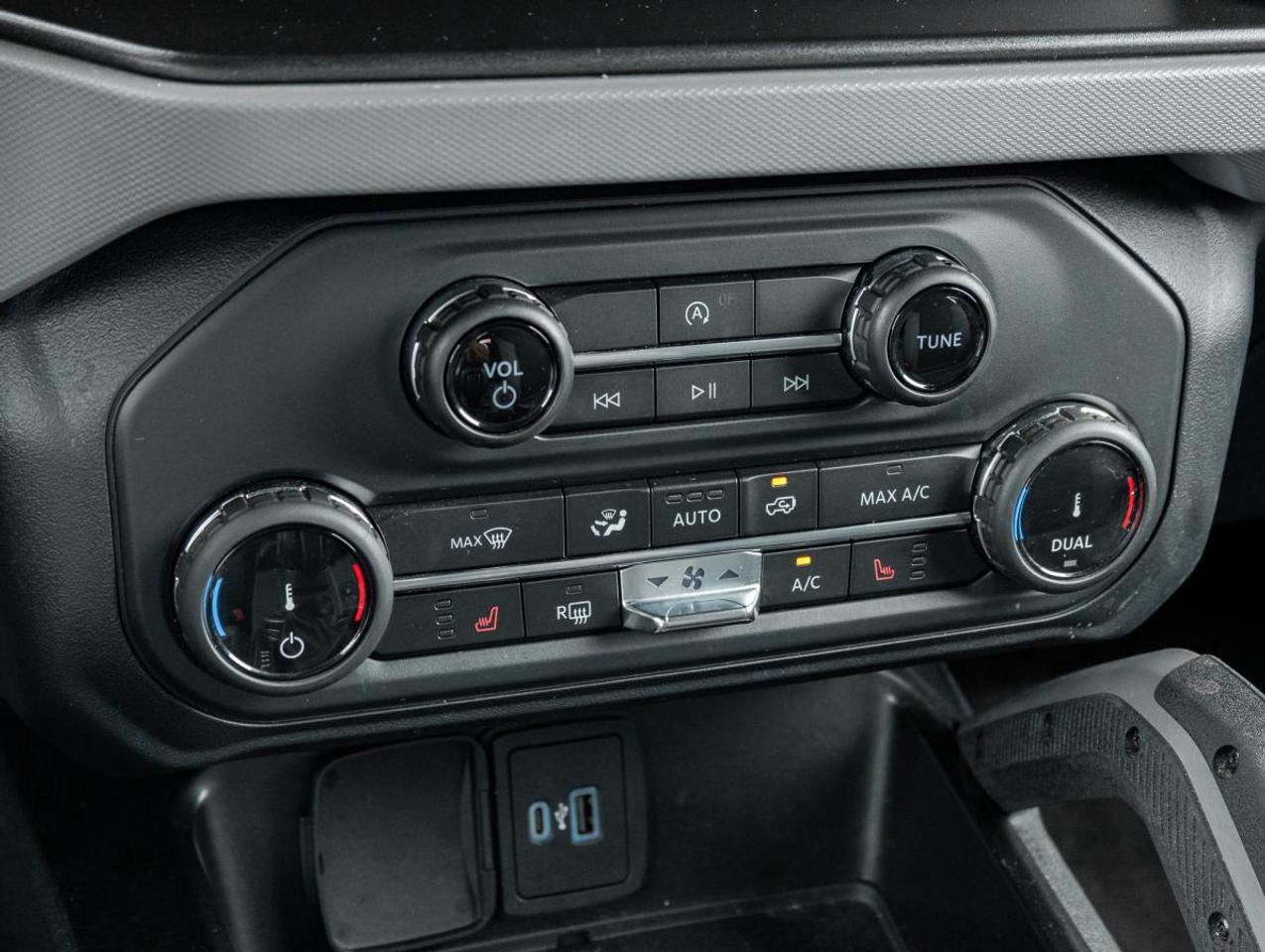 2022 Ford Bronco Big Bend Photo