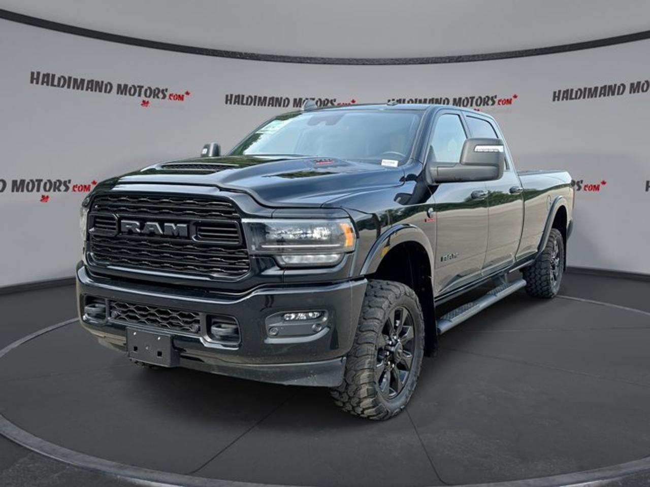 2023 RAM 2500 Limited Crew Cab 8' Box 4x4 | No Accidents | Leather Seats Photo