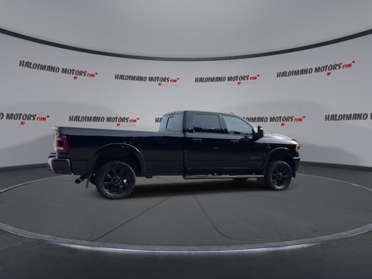 2023 RAM 2500 Limited Crew Cab 8' Box 4x4 | No Accidents | Leather Seats Photo